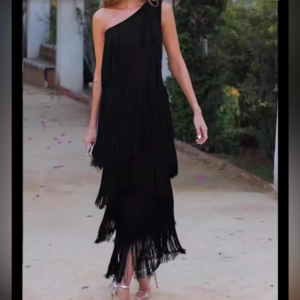 Black One-Shoulder Fringe Evening Dress